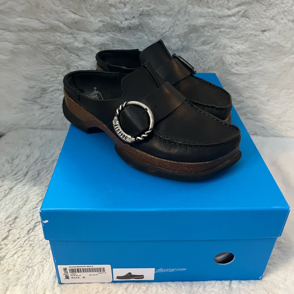 Fluevog Linn Mules